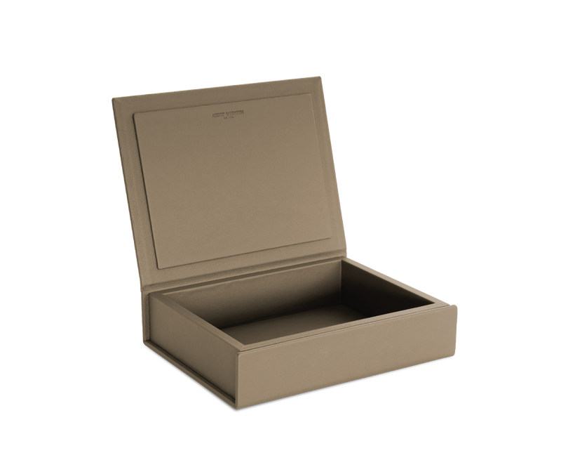 The Box: Leather - Leaf - Medium