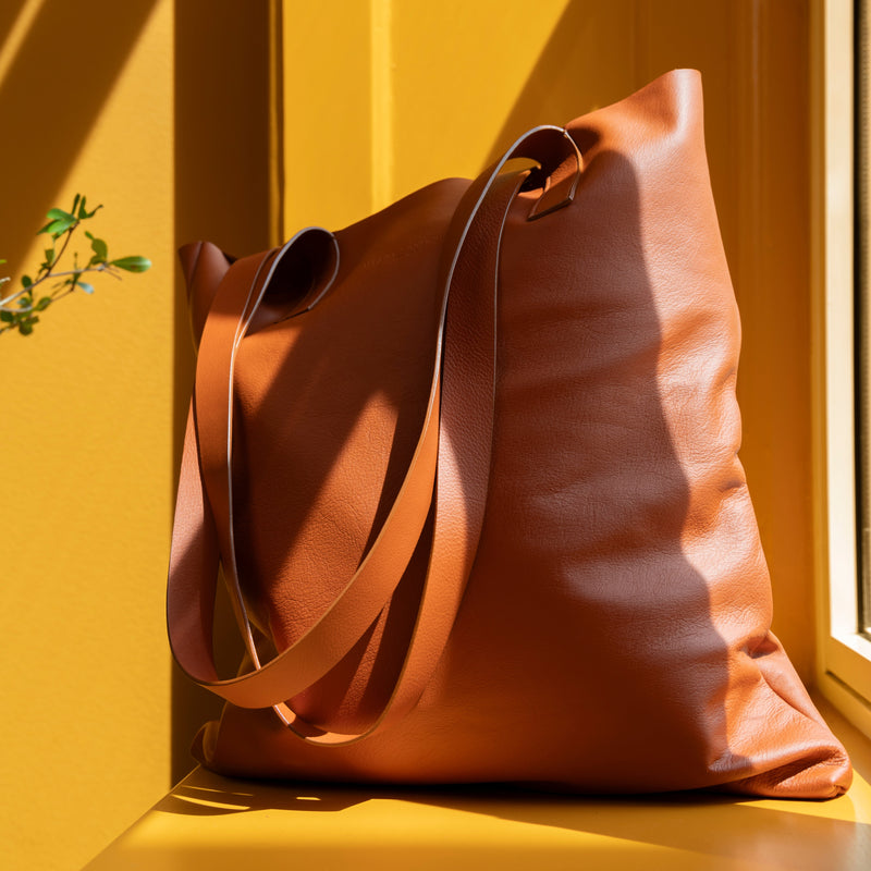 The Tote: Leather - Tobacco - Small