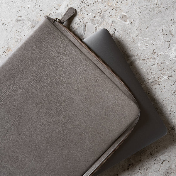 The PC Cover: Surplus leather - Grey - One size (13")